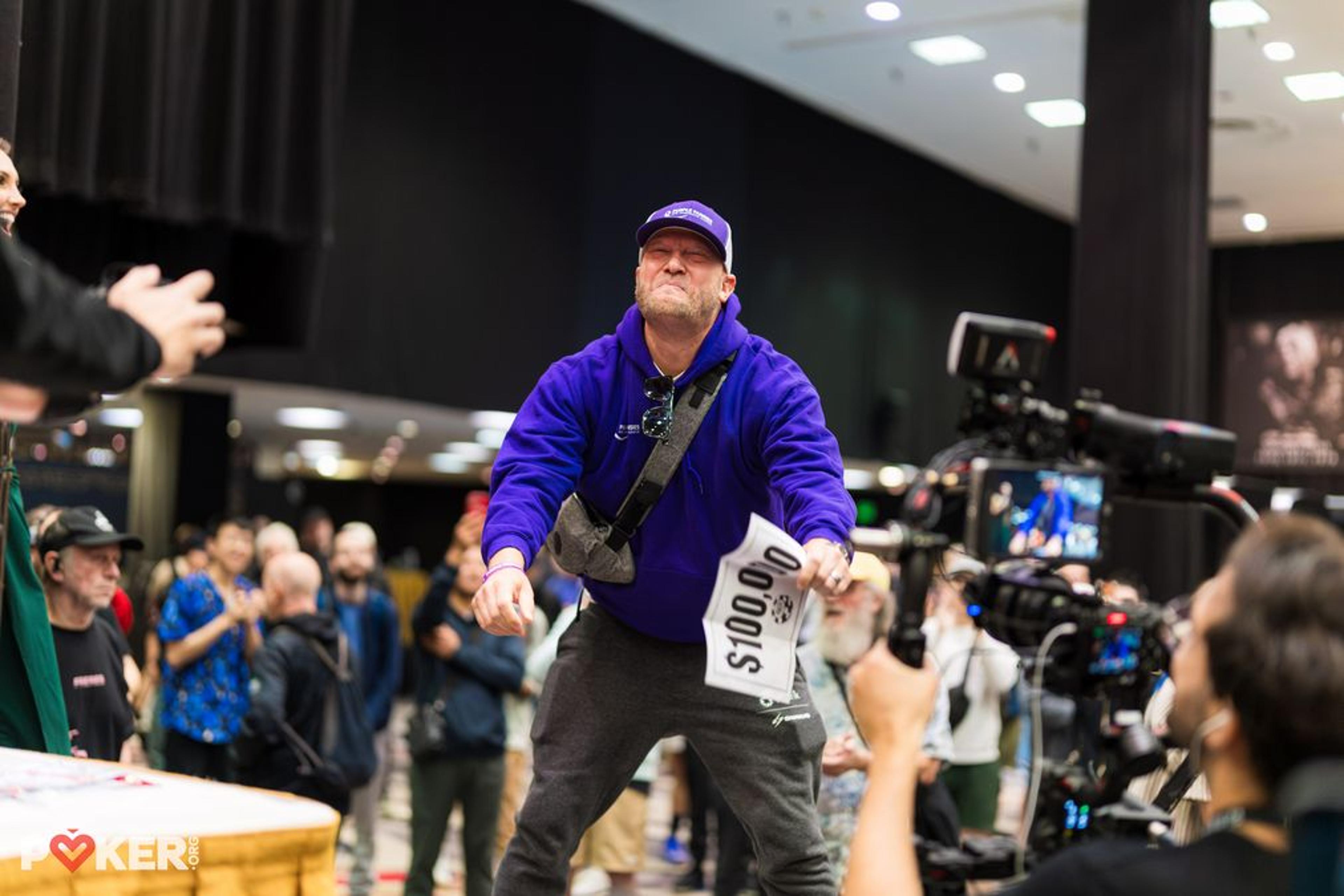 WSOP Player Pulls $100K Bounty, Donates to Charity