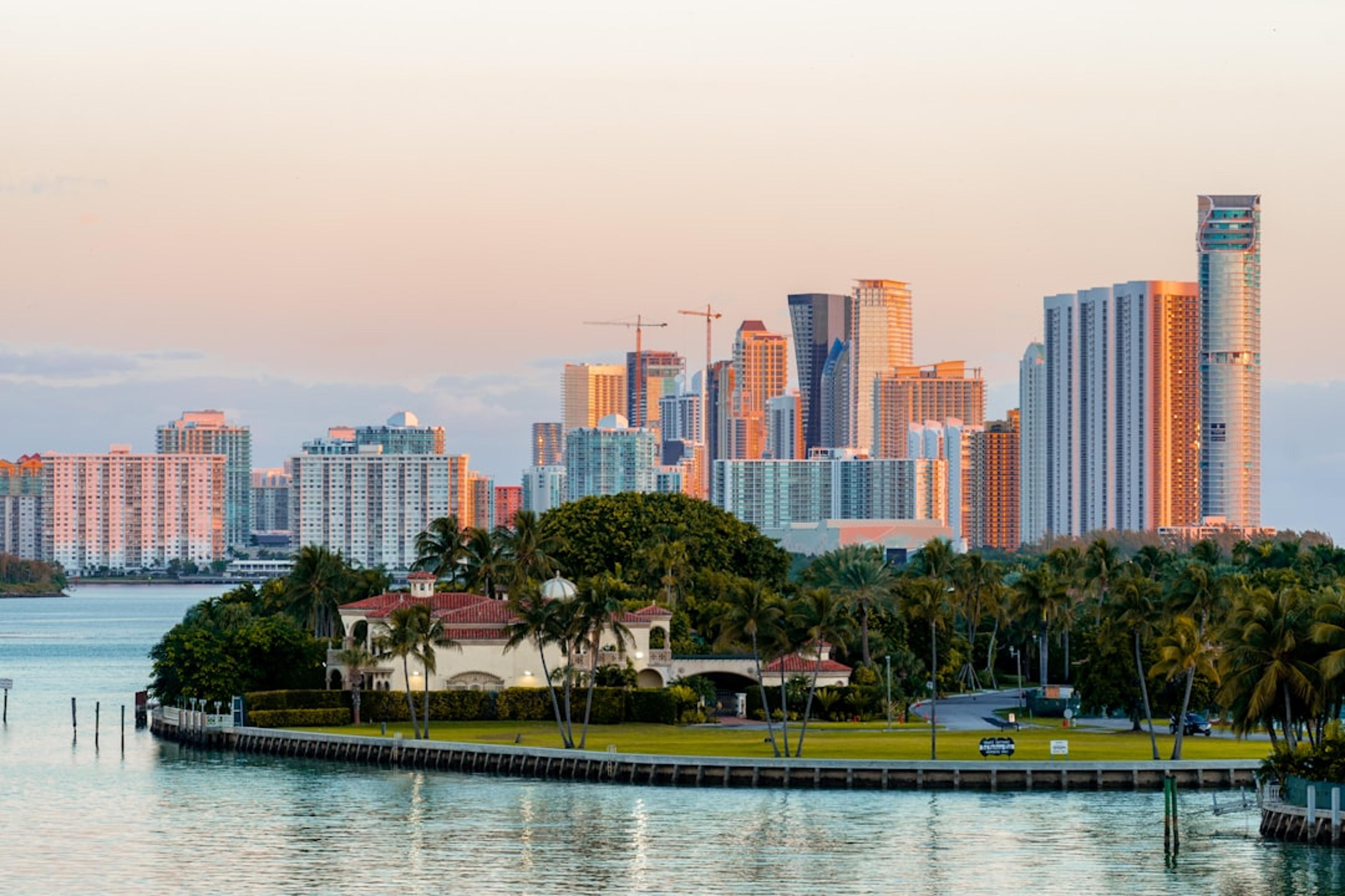 Florida Revives Bitcoin Reserve Push Amid Institutional Surge