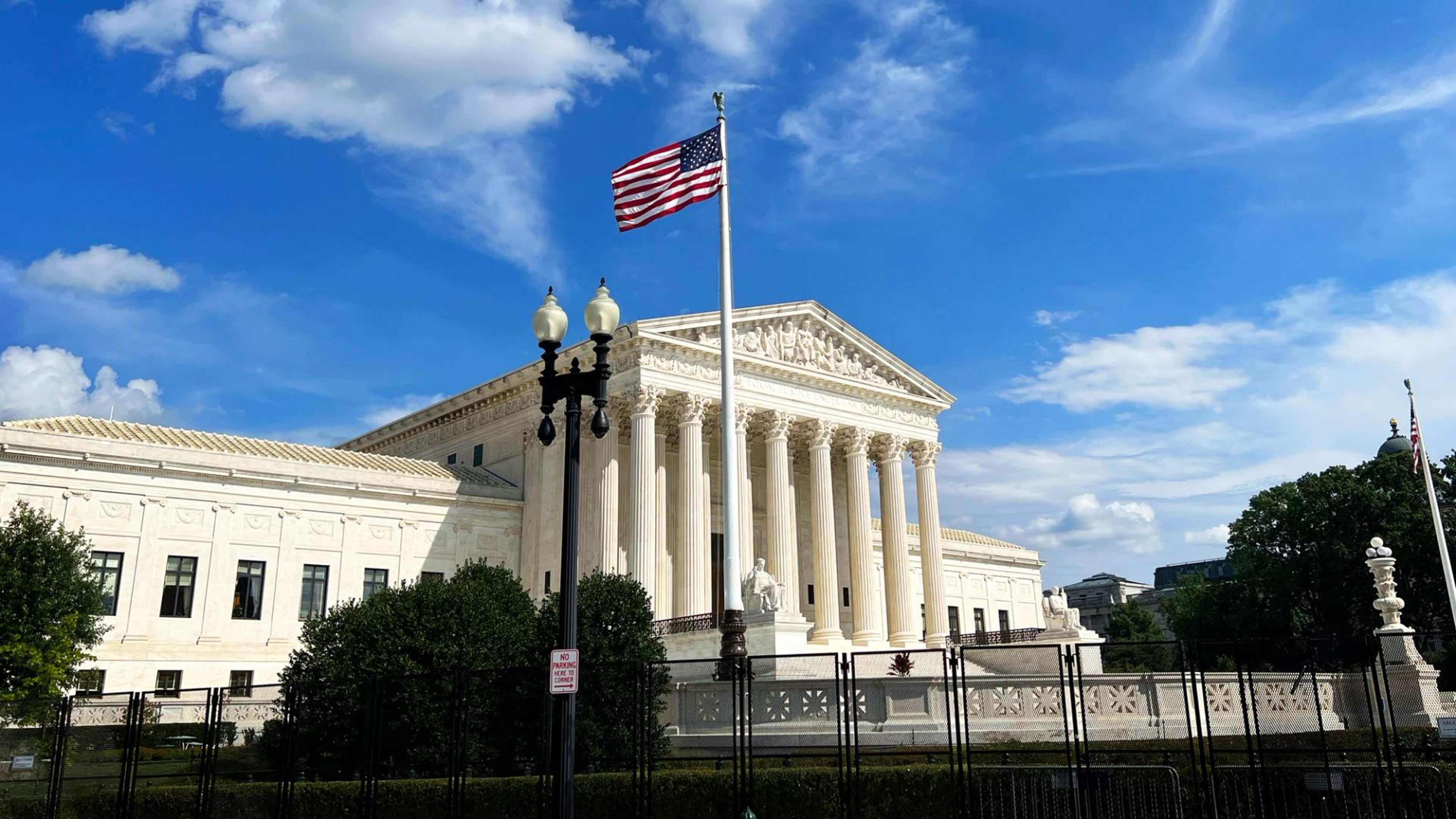 Kalshi Fights State Regulators in Messy U.S. Legal War