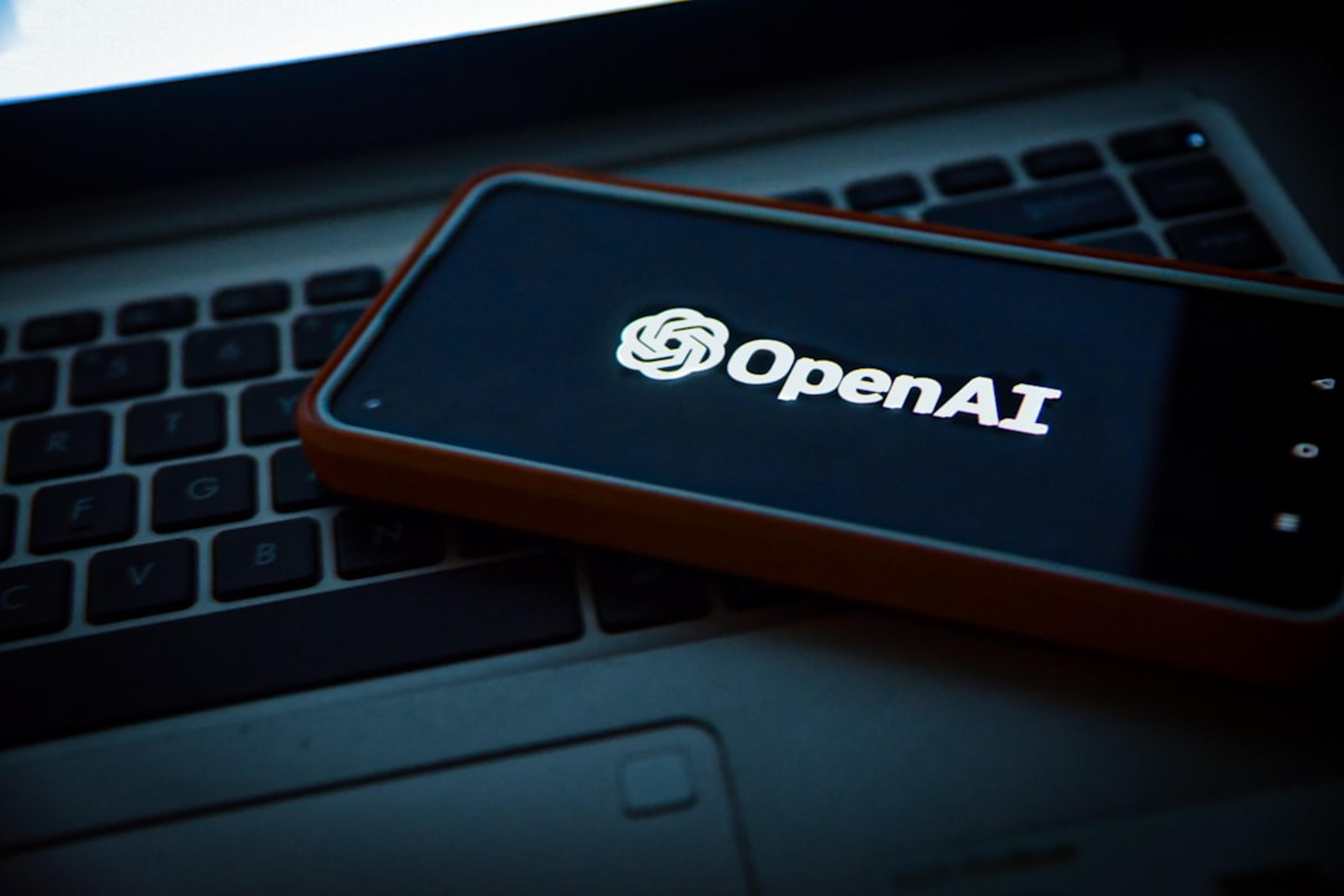OpenAI Eyes 5% US Government Stake in Trump Talks